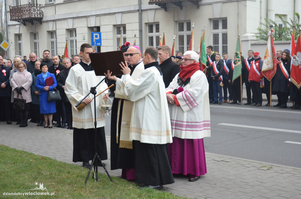 Poświęcenie tablicy przy Katedrze