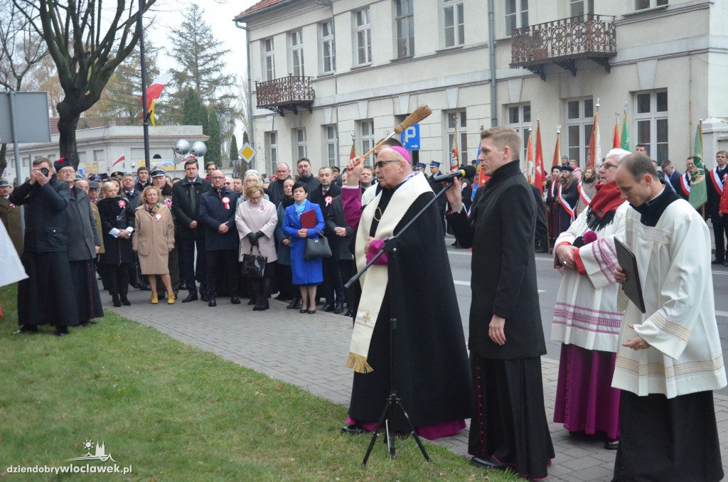 Poświęcenie tablicy przy Katedrze