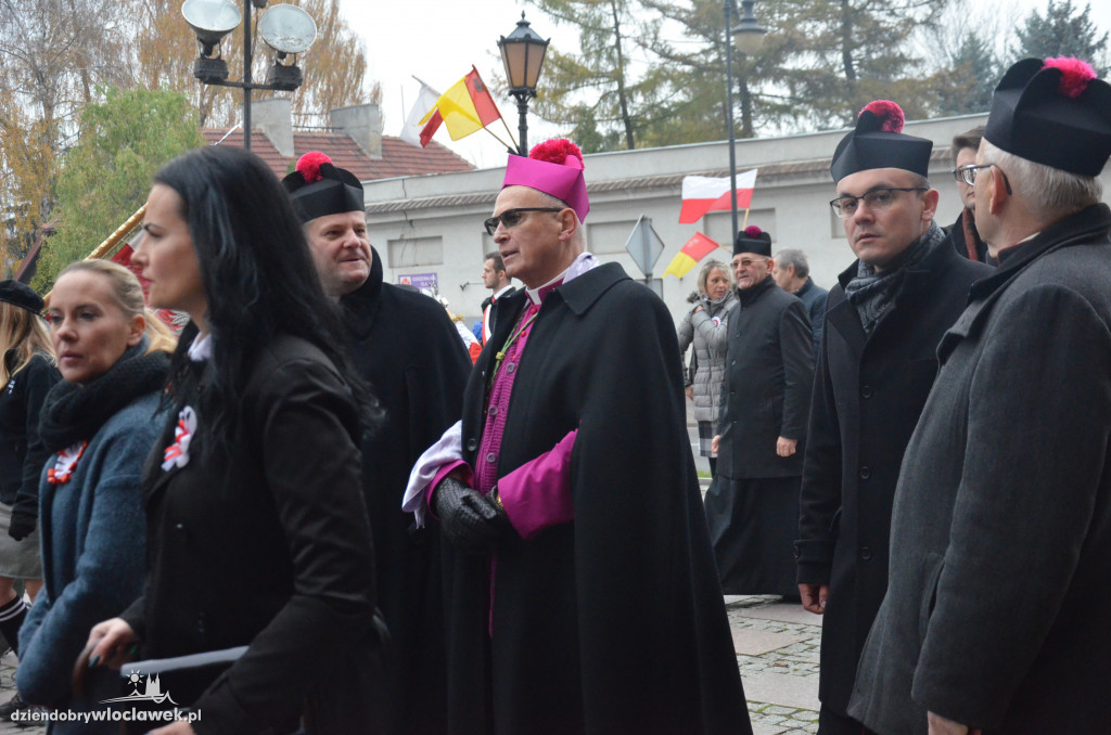 Poświęcenie tablicy przy Katedrze
