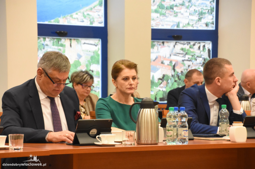 Sesja inauguracyjna - radni i goście