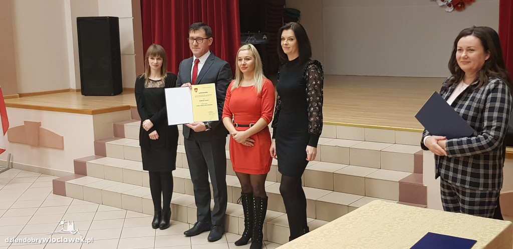 Radni odebrali już zaświadczenia