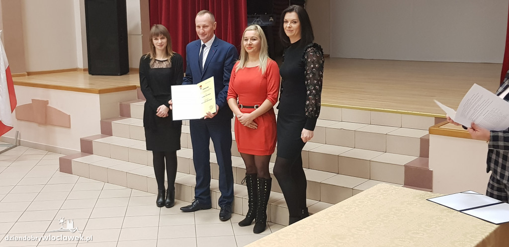 Radni odebrali już zaświadczenia