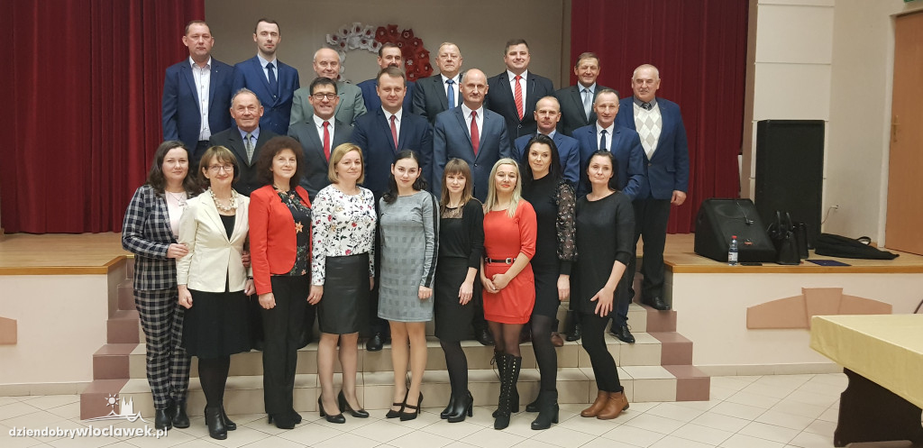 Radni odebrali już zaświadczenia