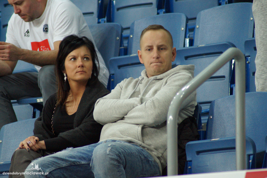 Kibice na meczu Anwil Le Mans