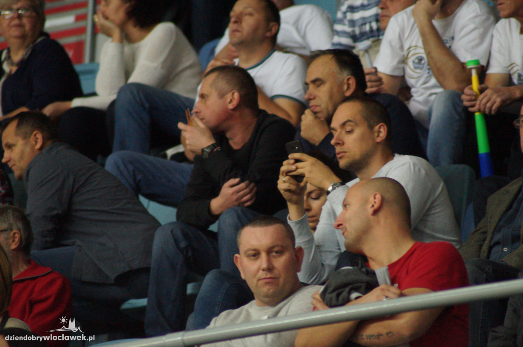 Kibice na meczu Anwil Le Mans