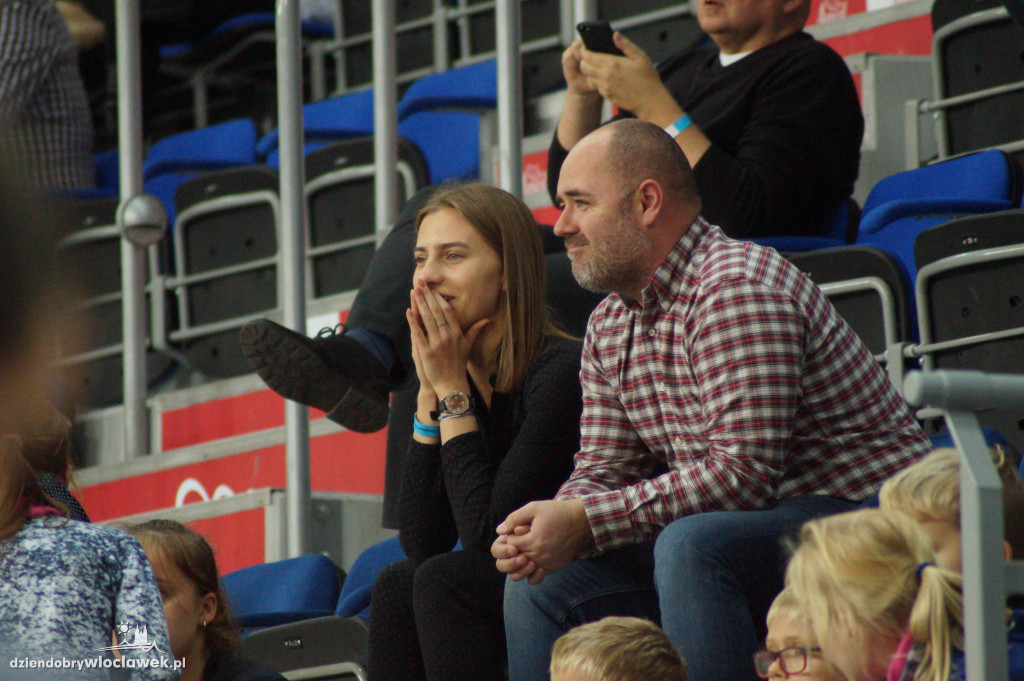 Kibice na meczu Anwil Le Mans