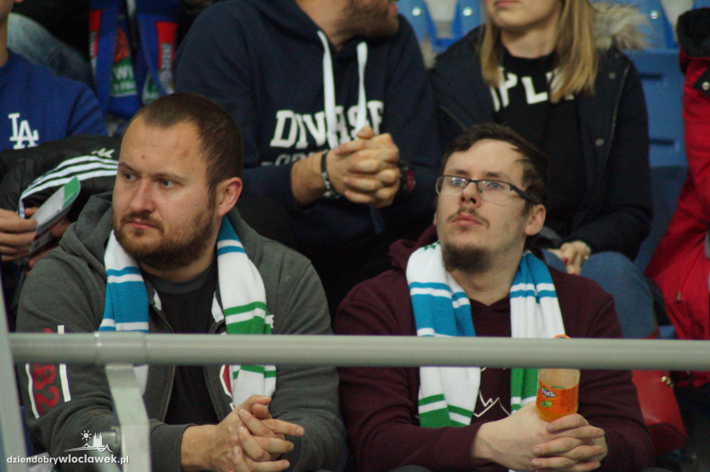 Kibice na meczu Anwil Le Mans