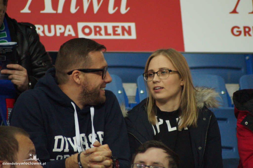 Kibice na meczu Anwil Le Mans