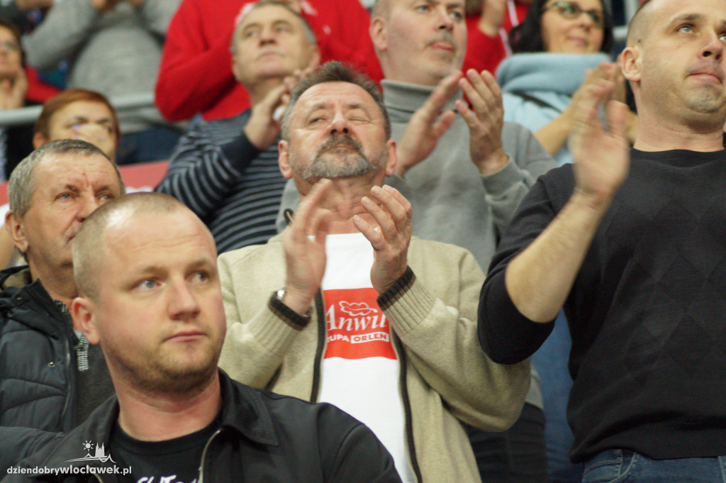 Kibice na meczu Anwil Le Mans