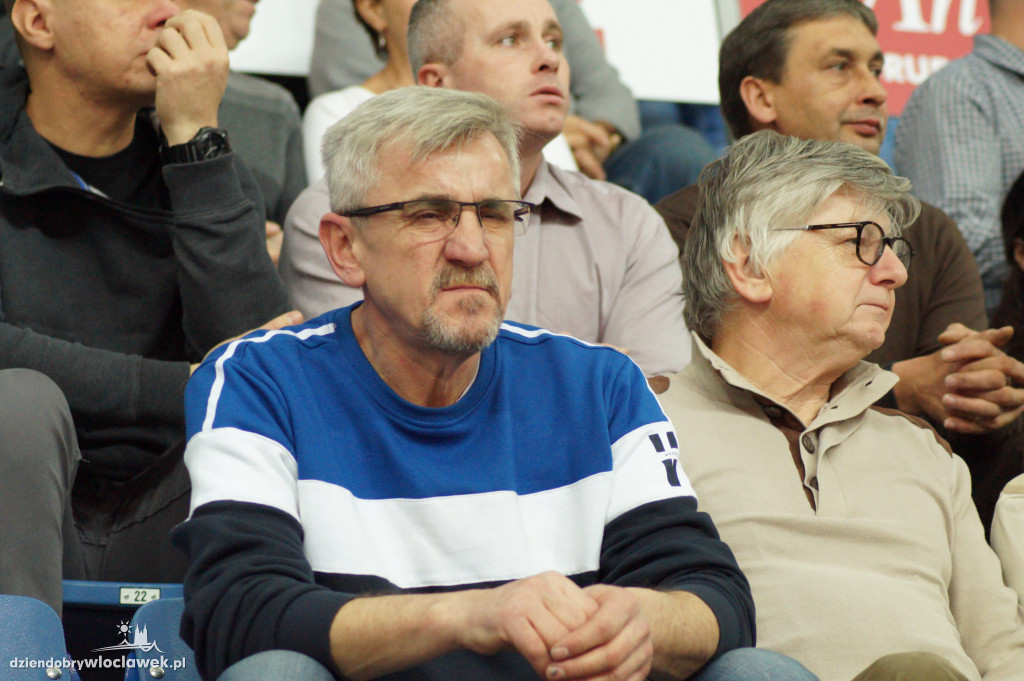 Kibice na meczu Anwil Le Mans