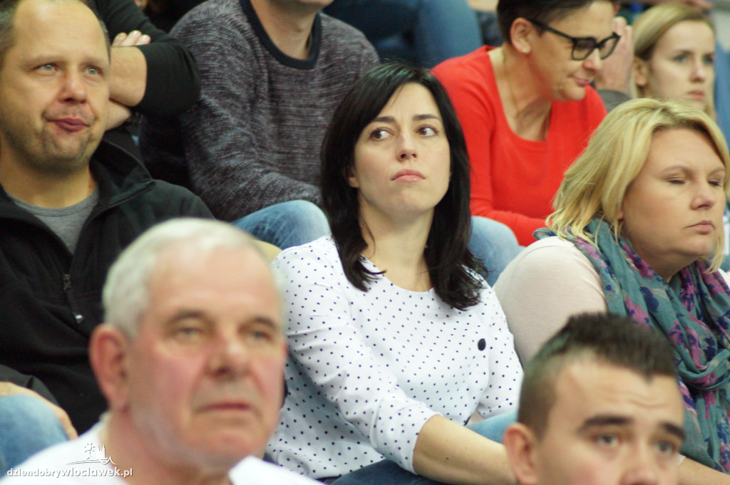 Kibice na meczu Anwil Le Mans