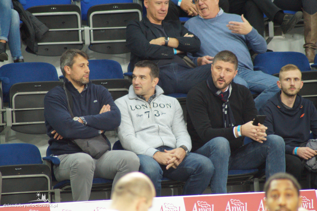 Kibice na meczu Anwil Le Mans