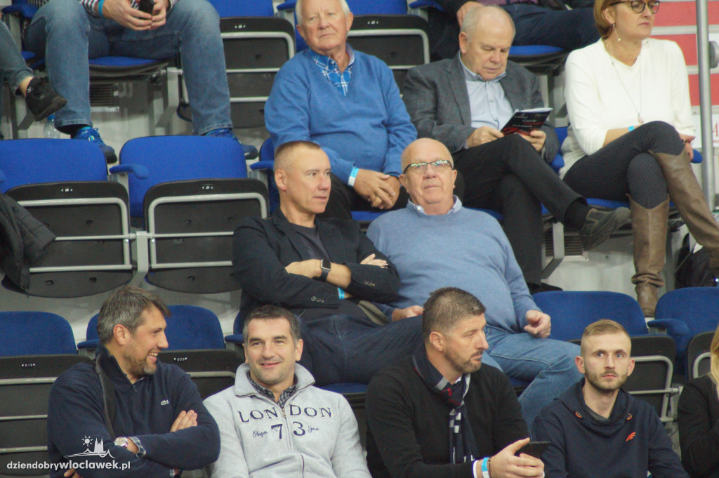 Kibice na meczu Anwil Le Mans