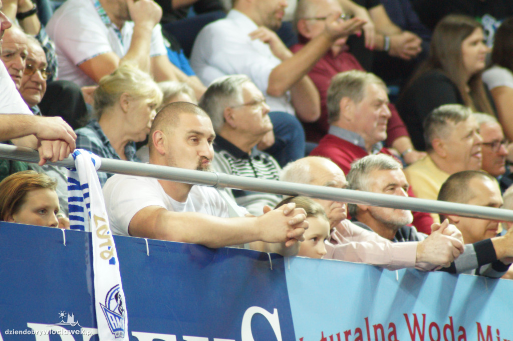 Kibice na meczu Anwil Le Mans