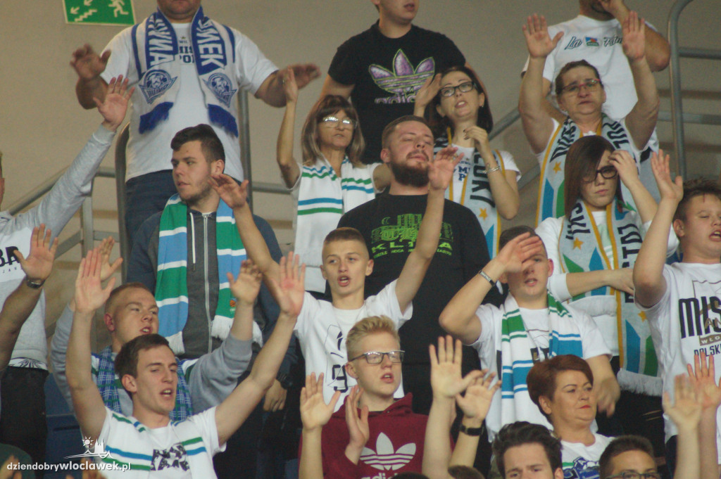 Kibice na meczu Anwil Le Mans