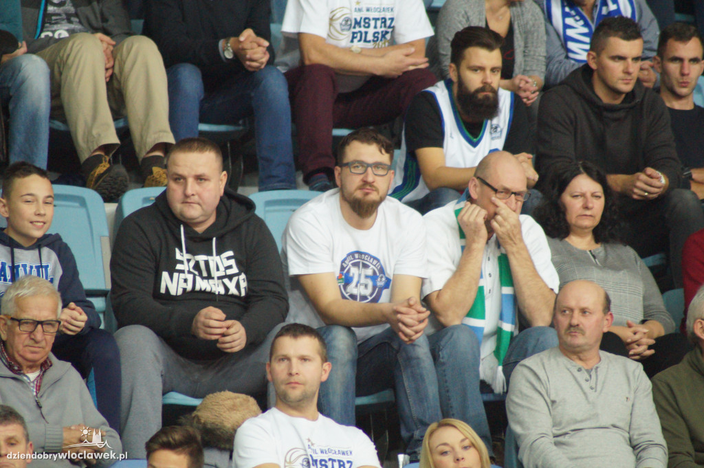 Kibice na meczu Anwil Le Mans