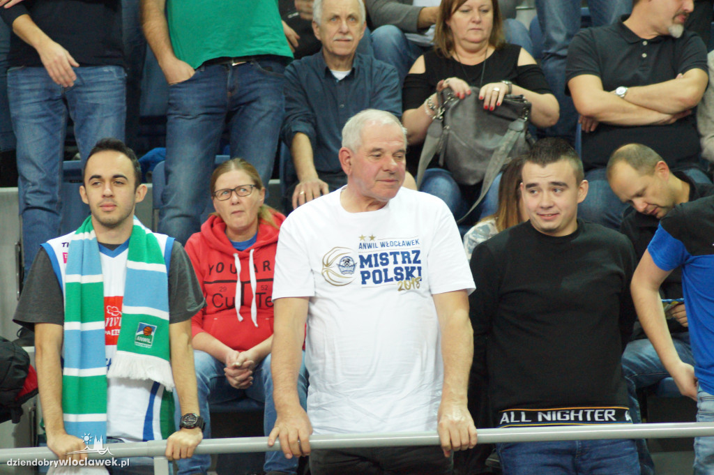 Kibice na meczu Anwil Le Mans