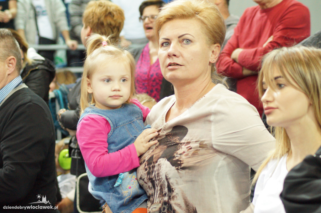 Kibice na meczu Anwil Le Mans