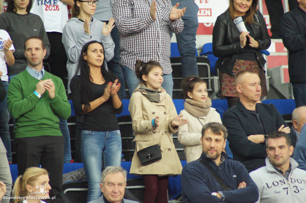 Kibice na meczu Anwil Le Mans