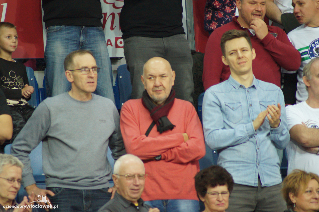 Kibice na meczu Anwil Le Mans