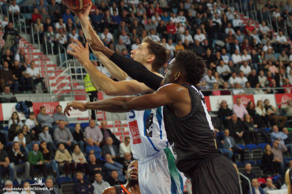 Mecz Anwil vs Le Mans w Hali Mistrzów