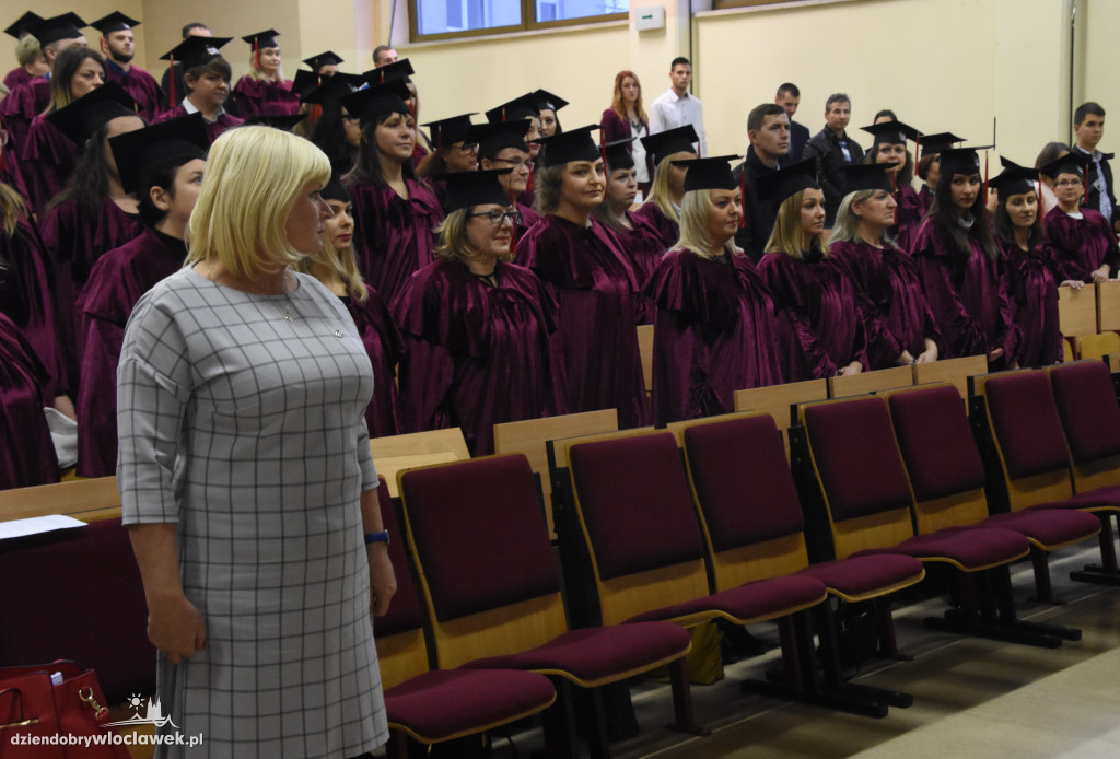 Rozdanie dyplomów studentów KSW