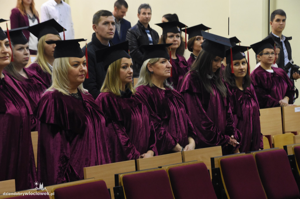 Rozdanie dyplomów studentów KSW