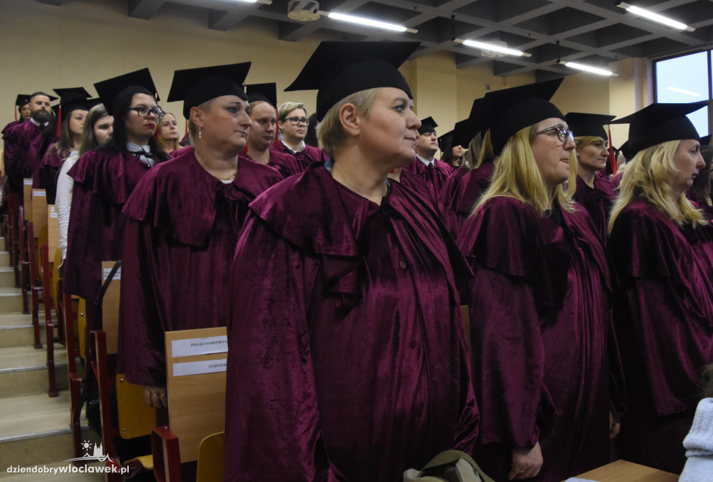 Rozdanie dyplomów studentów KSW