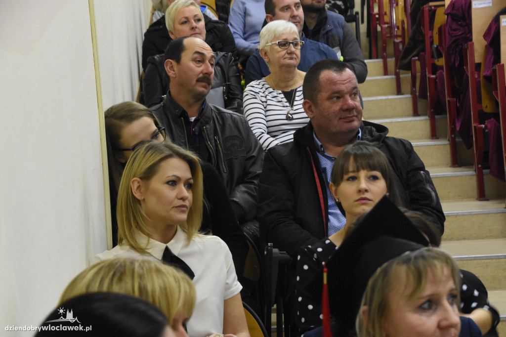 Rozdanie dyplomów studentów KSW