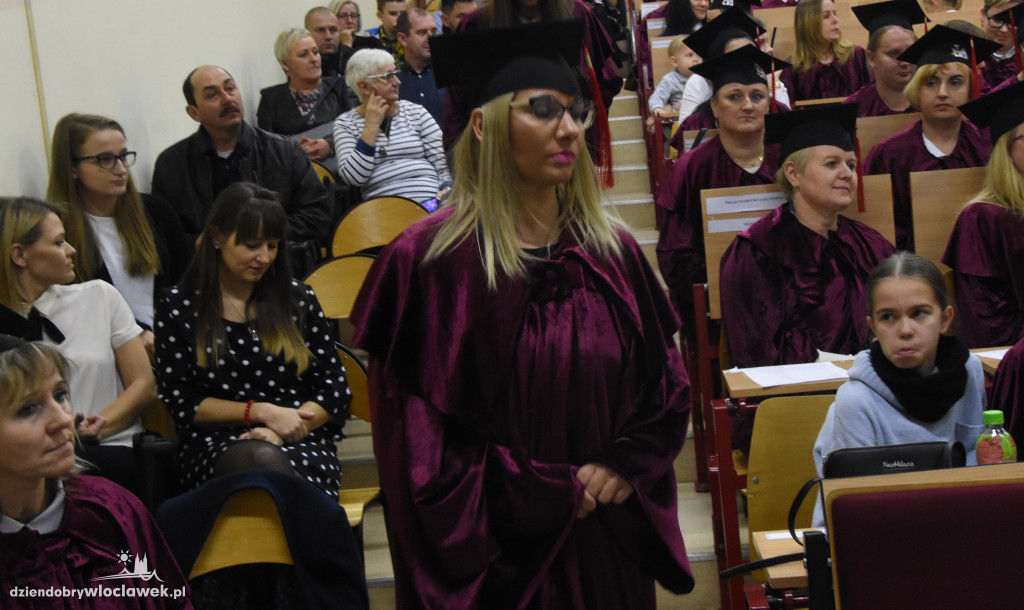 Rozdanie dyplomów studentów KSW