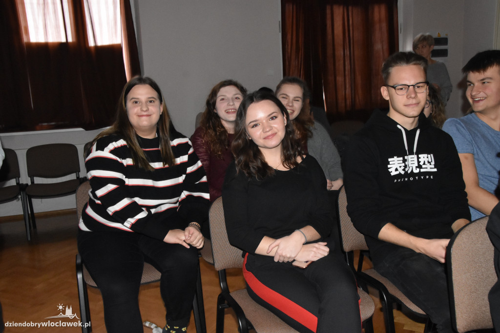 Nowy teatr z LZK pokazał pierwszą sztukę