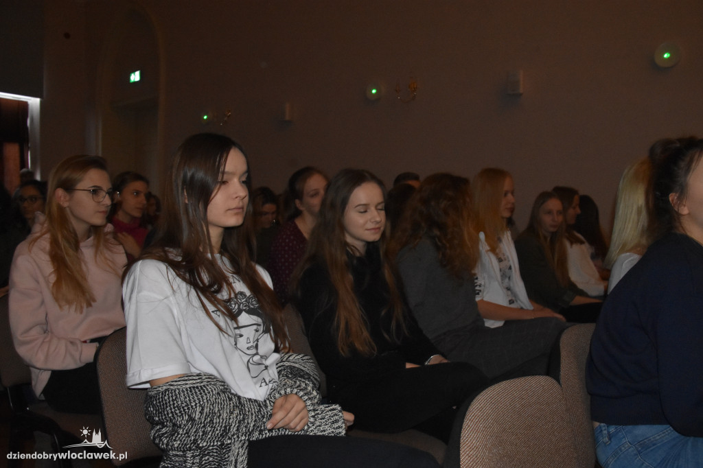 Nowy teatr z LZK pokazał pierwszą sztukę