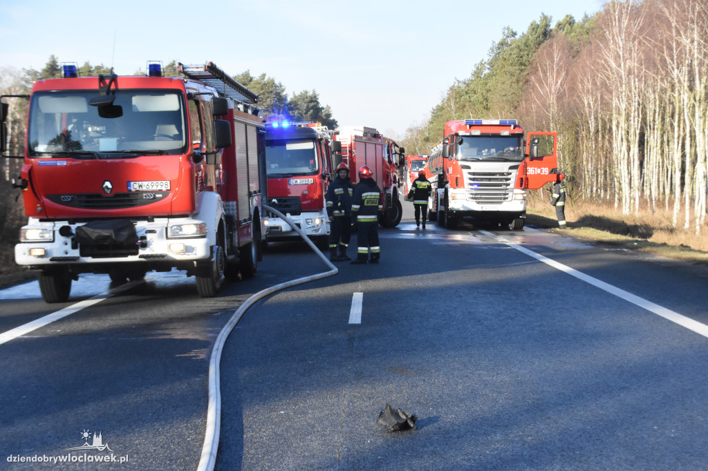 Zderzenie samochodu osobowego i cysterny