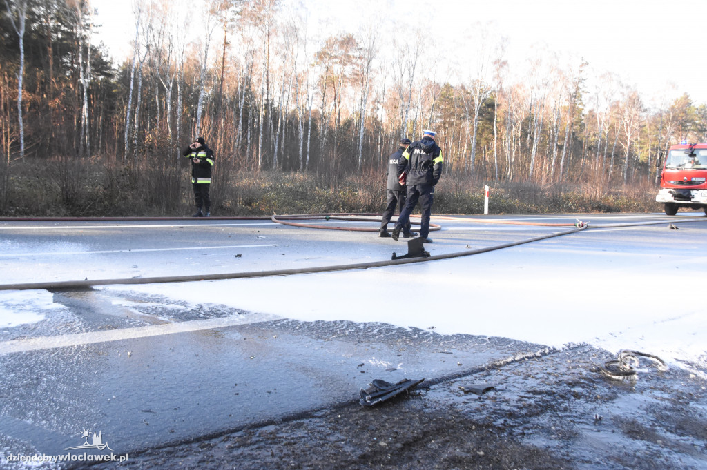 Zderzenie samochodu osobowego i cysterny