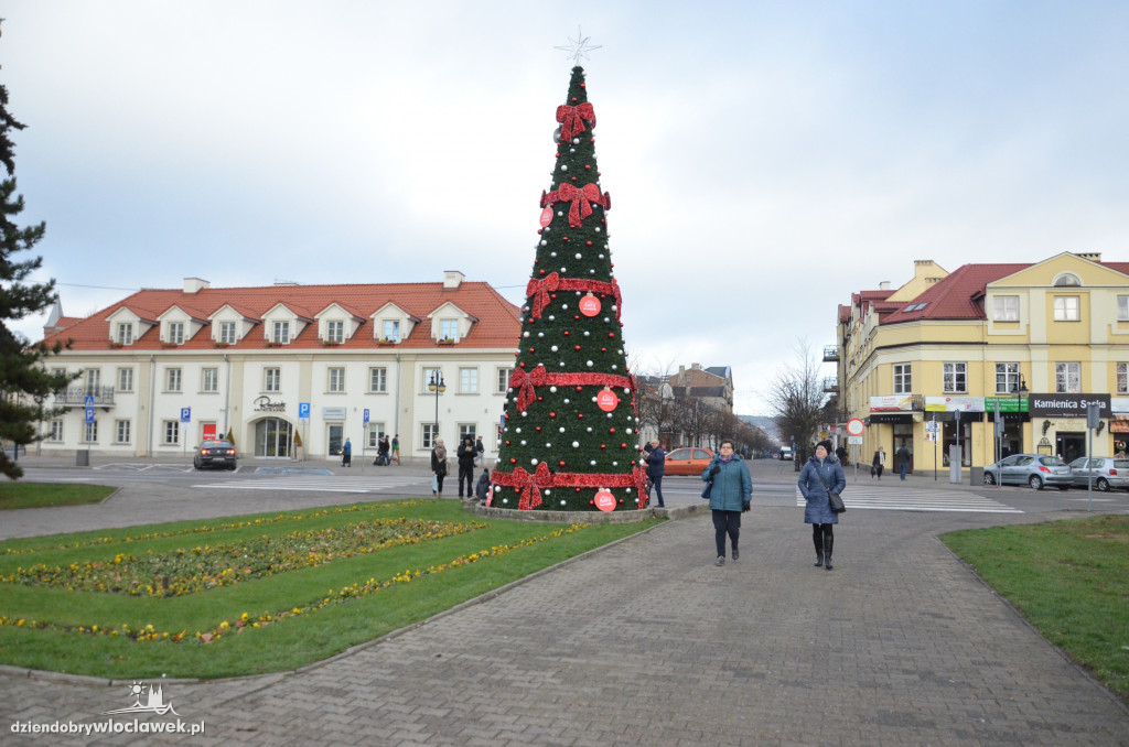 Miasto stroi się na święta