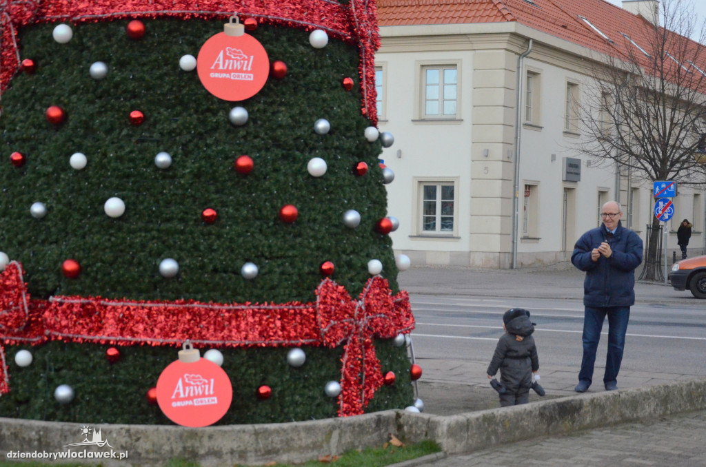Miasto stroi się na święta