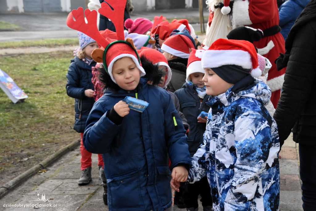 Ubierali choinkę na osiedlu Południe