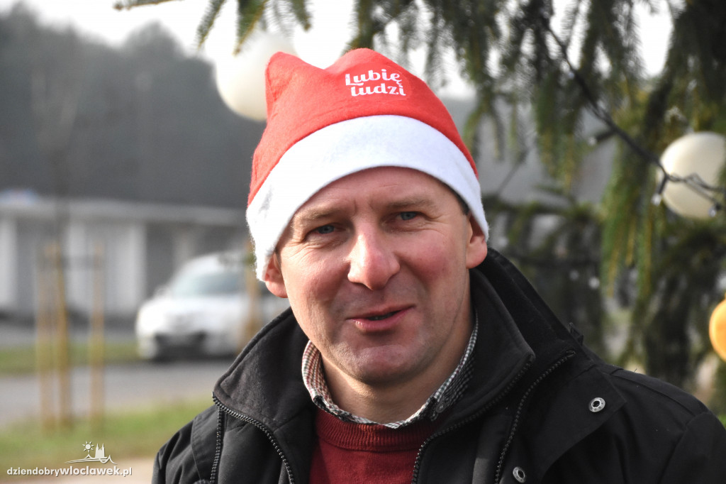 Ubierali choinkę na osiedlu Południe