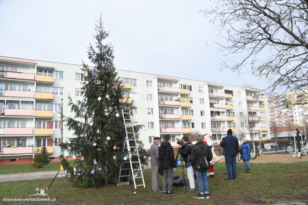 Ubierali choinkę na osiedlu Południe
