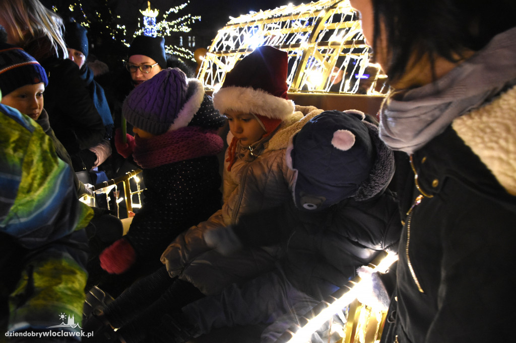 Wystartowała świąteczna iluminacja!