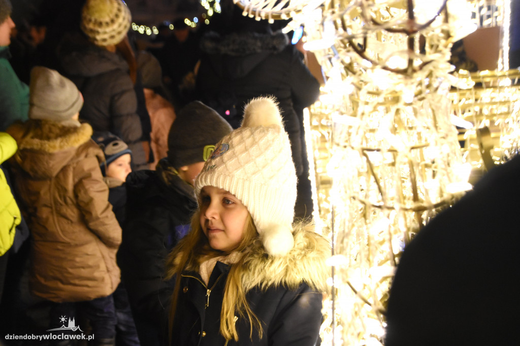 Wystartowała świąteczna iluminacja!