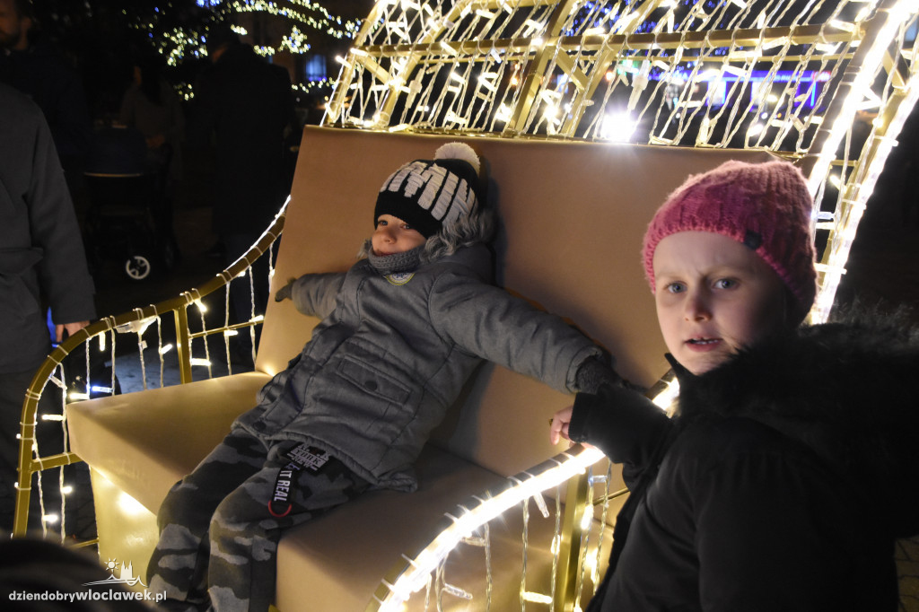 Wystartowała świąteczna iluminacja!