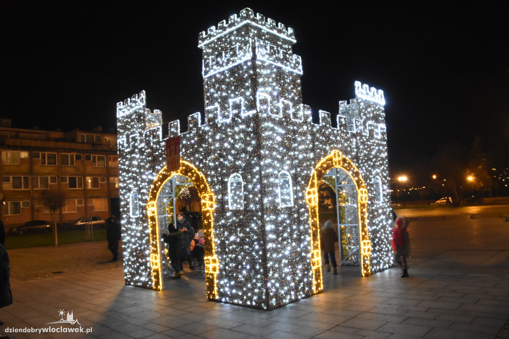 Wystartowała świąteczna iluminacja!