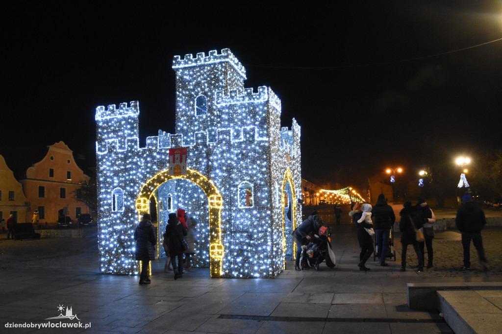 Wystartowała świąteczna iluminacja!