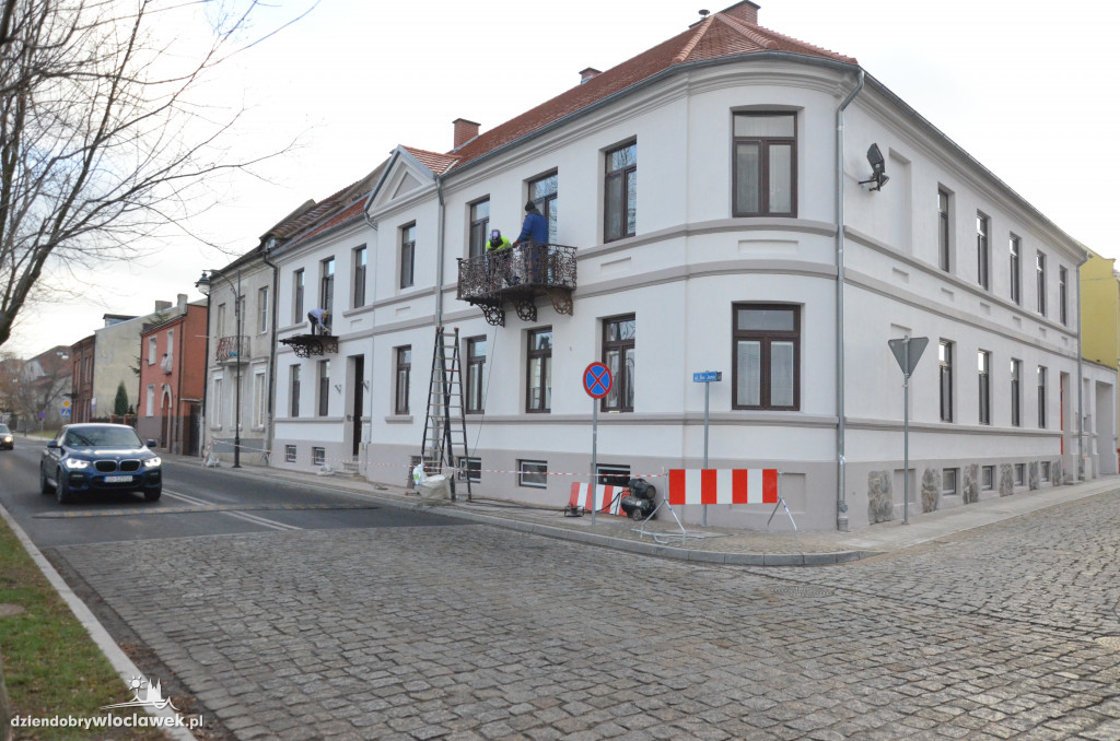 Odnowiona kamienica przy bulwarach