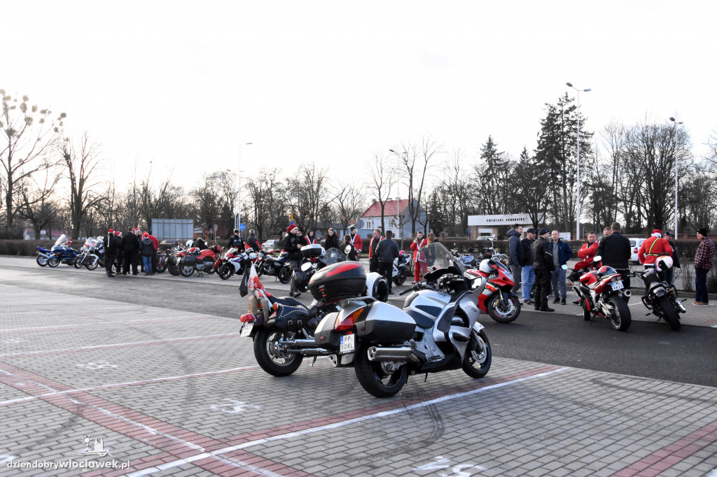 Motomikołaje pod Halą Mistrzów