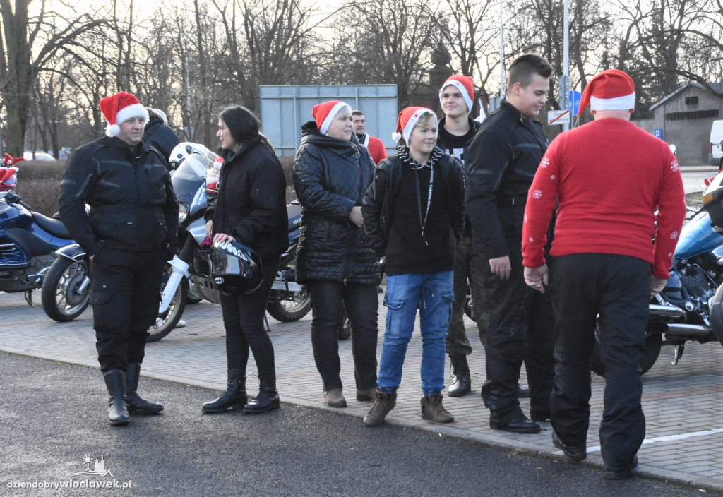 Motomikołaje pod Halą Mistrzów