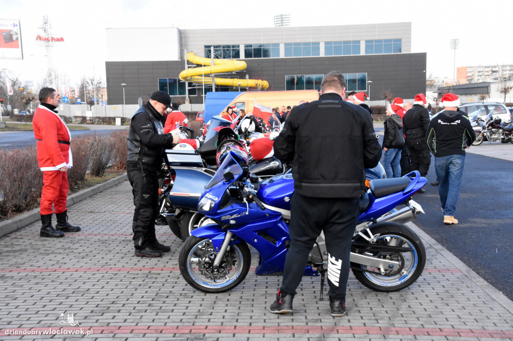 Motomikołaje pod Halą Mistrzów