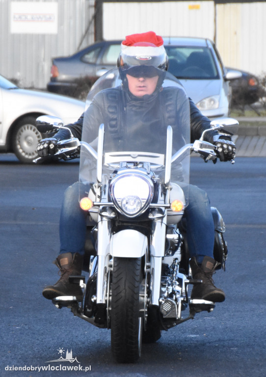 Motomikołaje pod Halą Mistrzów