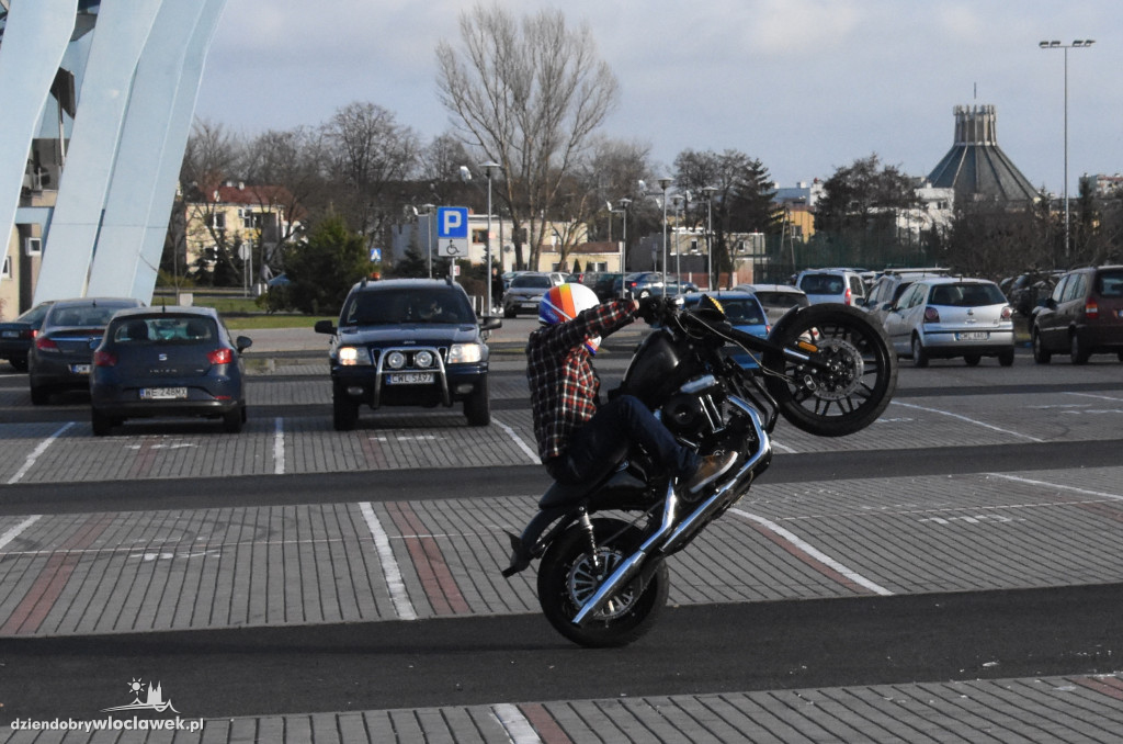 Motomikołaje pod Halą Mistrzów